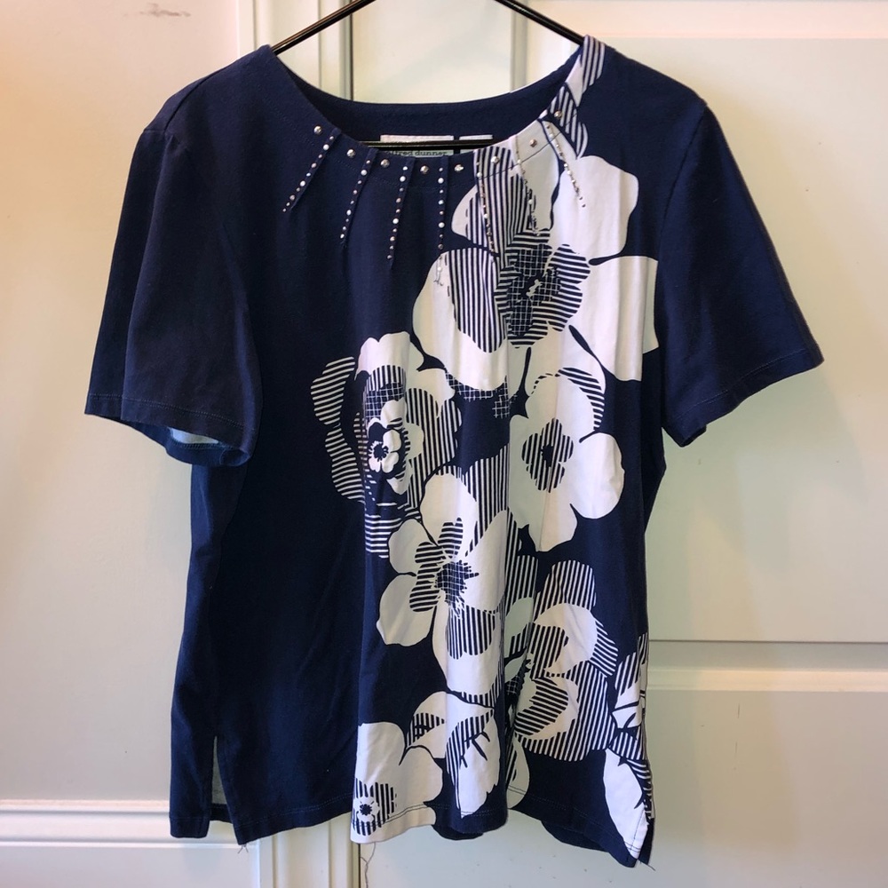 Alfred Dunner short sleeve shirt